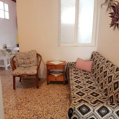 Reggina's Zante House Apartment *